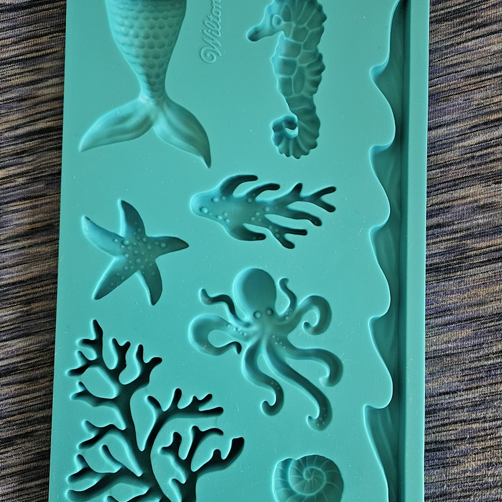 Silicone Sea Mold - Picture 3 of 5